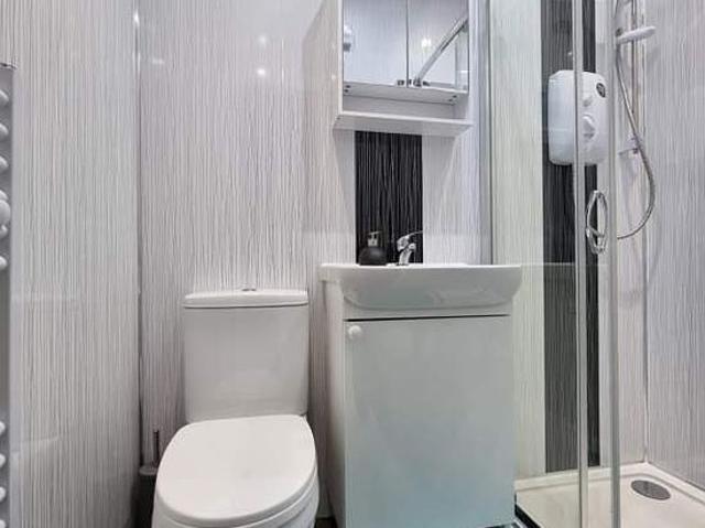 Apartment for rent in Kessington, Bearsden