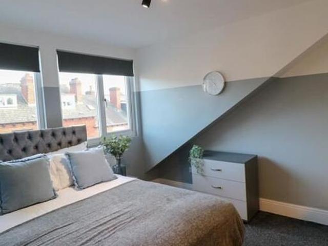 Apartment for rent in Hyde Park, West Yorkshire