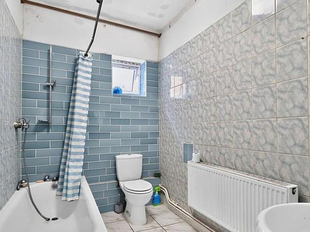 Apartment for rent in Shacklewell, Greater London