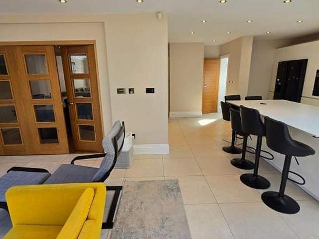 Apartment for rent in Church End, Greater London