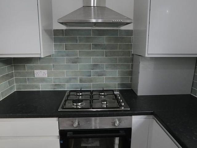 Apartment for rent in London Borough of Merton, Mitcham