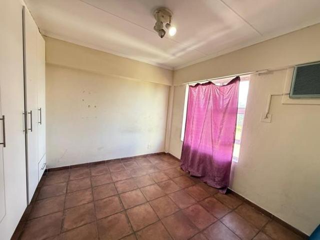 Flat for sale in UMhlathuze Municipality, Kwazulu-natal