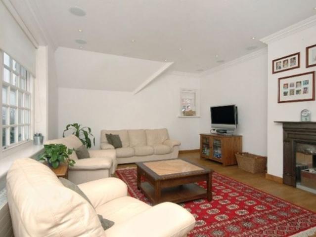 Apartment for rent in West Hampstead, Greater London