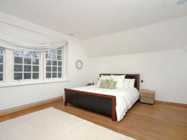 Apartment for rent in Chalk Farm, Greater London