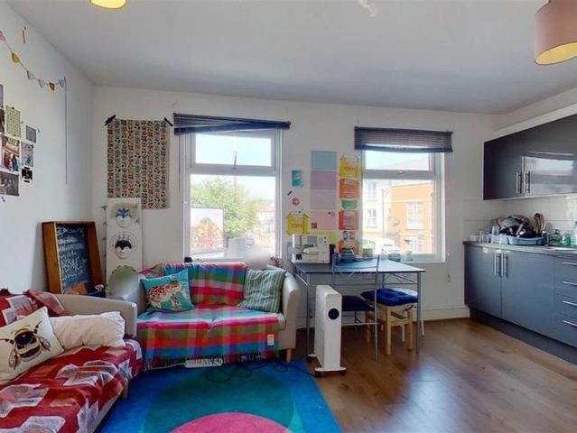Apartment for rent in London Borough of Merton, Greater London