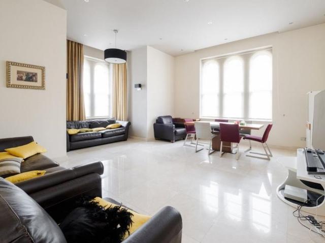 Apartment for rent in London Borough of Barnet, Greater London