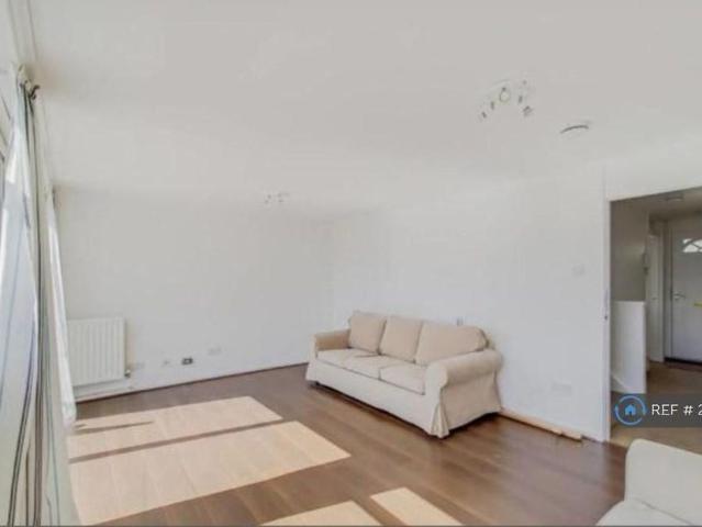 Apartment for rent in Norbiton, Greater London