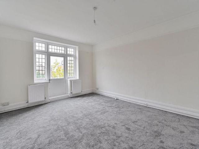 Apartment for rent in London Borough of Wandsworth, Greater London