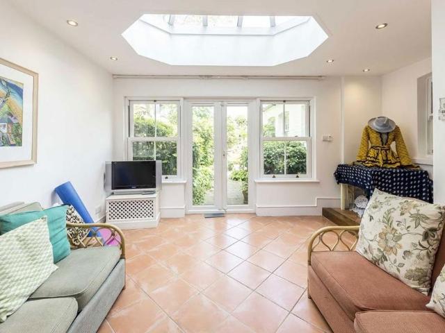 Apartment for rent in Cat Hill, Isle Of Man