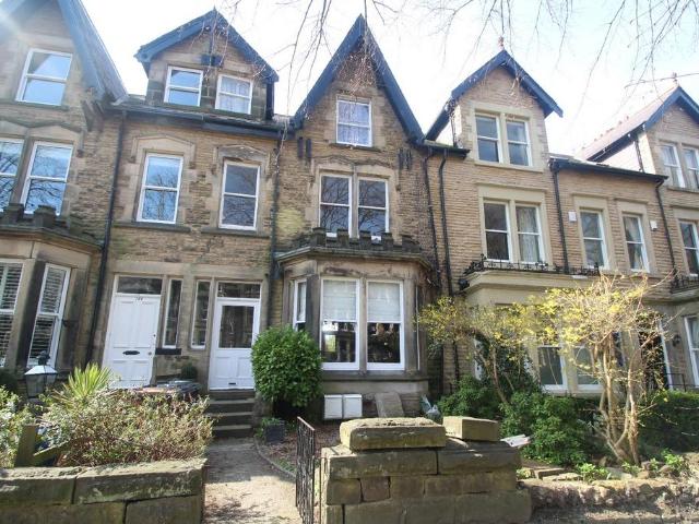 Flat for rent in Low Harrogate, Harrogate