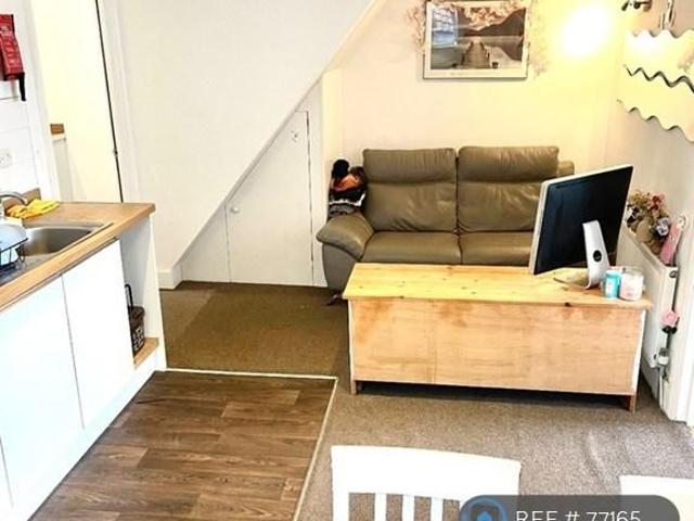 Apartment for rent in Spike Island, Feckenham