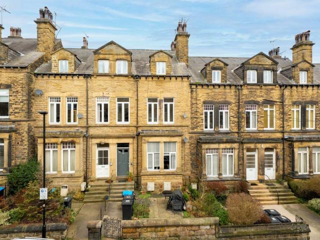 Flat for rent in Low Harrogate, Harrogate