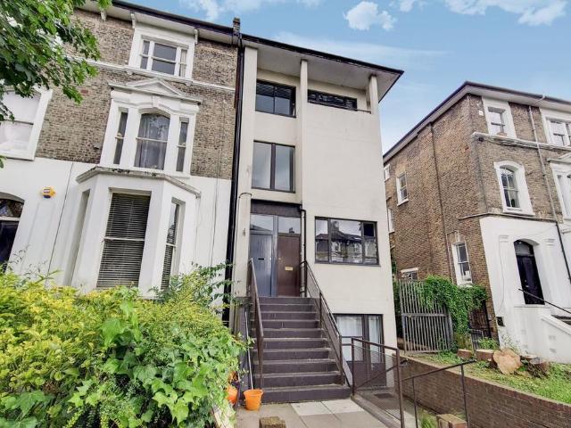 Flat for rent in Kentish Town, Greater London