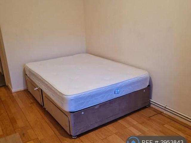 Apartment for rent in Holloway, Greater London