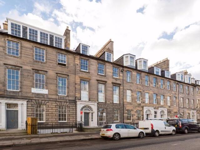 Flat for rent in New Town, Scotland