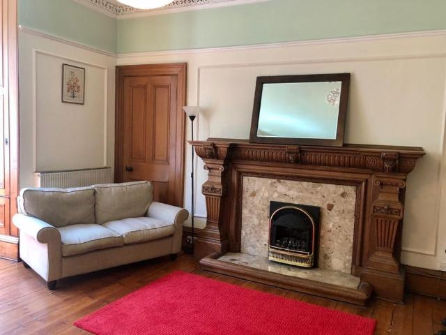 Apartment for rent in Southside, Scotland