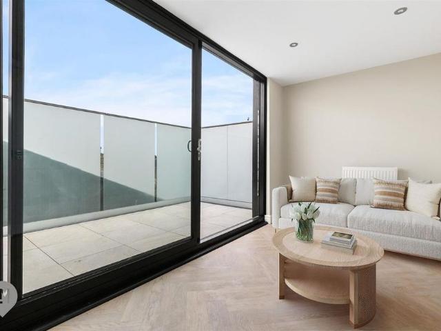 Apartment for rent in London Borough of Croydon, Norbury