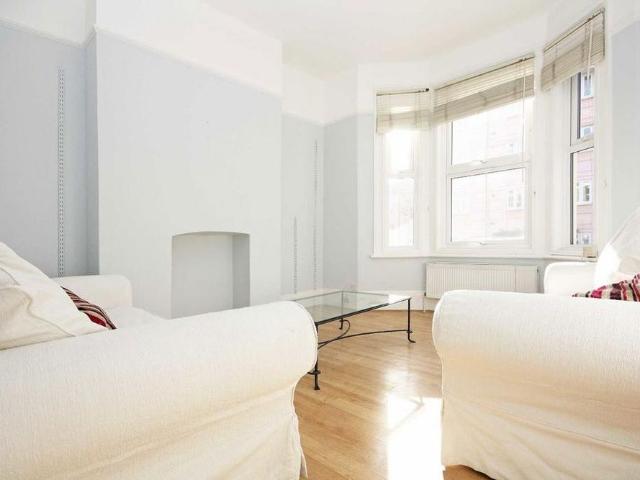 Apartment for rent in Shepherd's Bush, Greater London