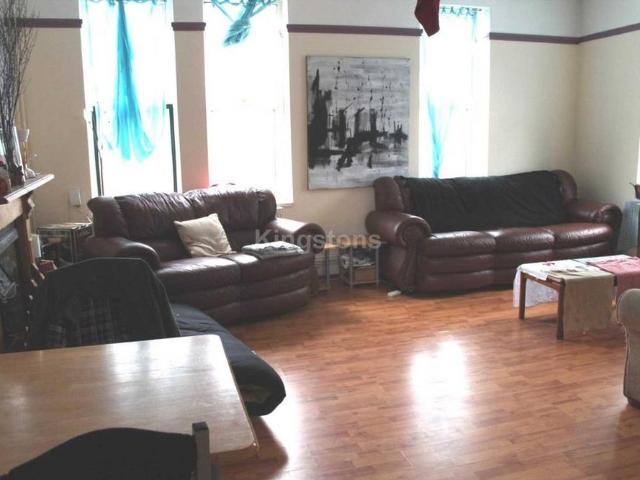 Apartment for rent in Plasnewydd, Falcon Lodge