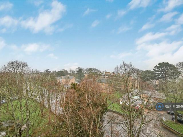 Flat for rent in Dulwich, Isle Of Man