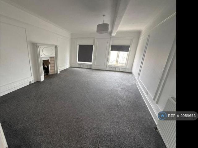 Apartment for rent in Aldrington
