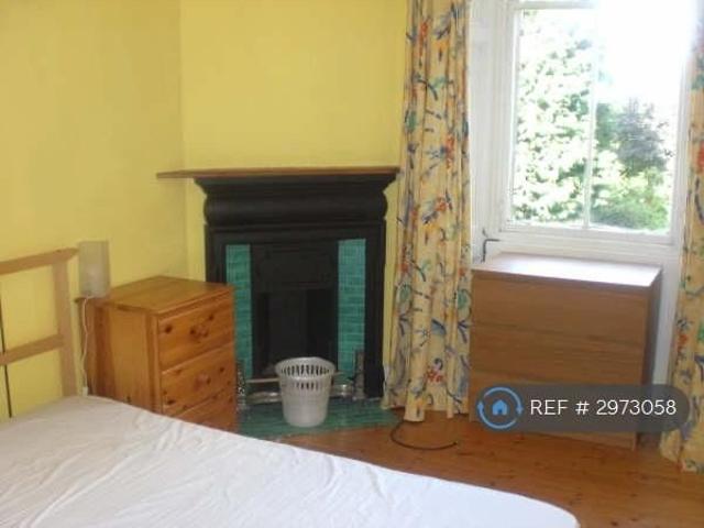 Apartment for rent in Mayfield, Newington
