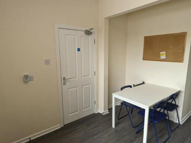 Flat for rent in Roby Mill, Lancashire