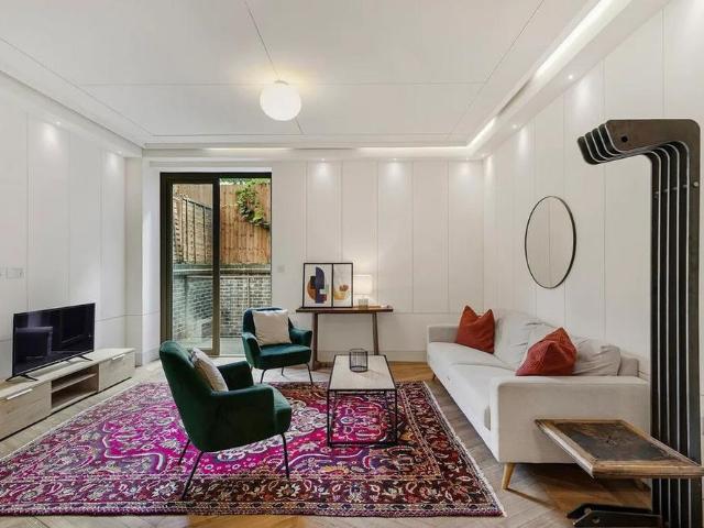 Apartment for rent in Chalk Farm, Greater London