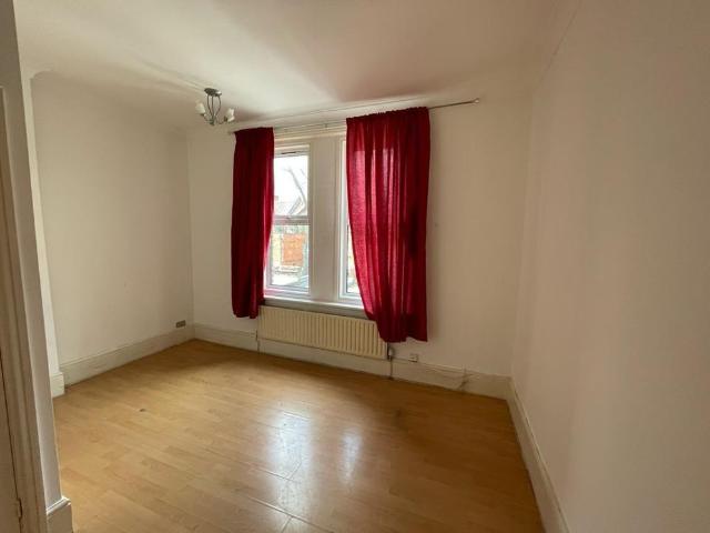 Apartment for rent in Cricklewood, Greater London