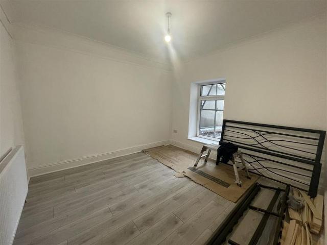 Apartment for rent in Brynaman Isaf, Lower Brynamman