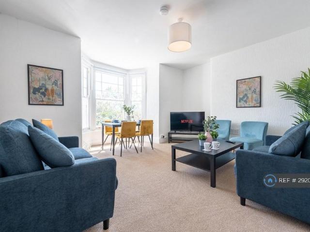 Flat for rent in St. Woolos, Newport