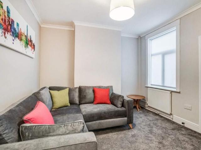 Apartment for rent in Stirchley, West Midlands