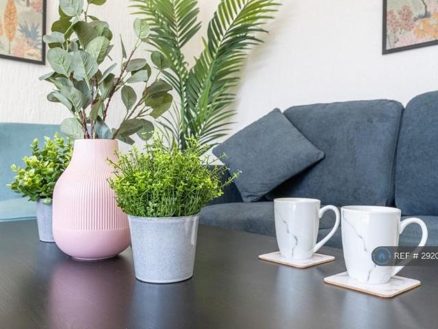 Apartment for rent in Victoria, Newport