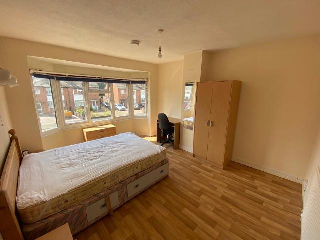 Flat for rent in Dines Green, Worcestershire