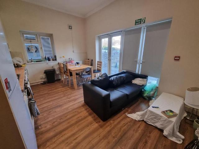 Apartment for rent in Plasnewydd, Falcon Lodge