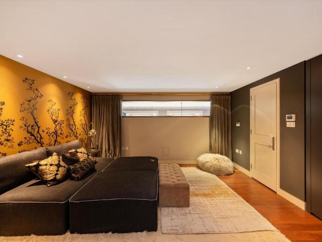 Apartment for rent in Bayswater, Greater London