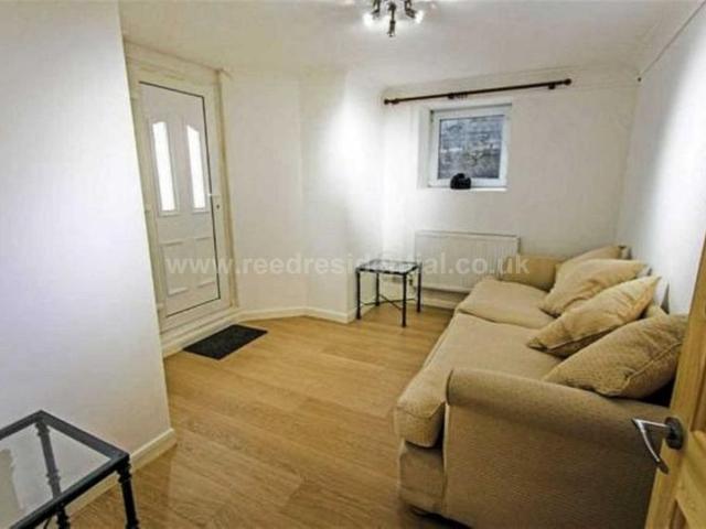 Apartment for rent in Kursaal Estate, Alton Barnes