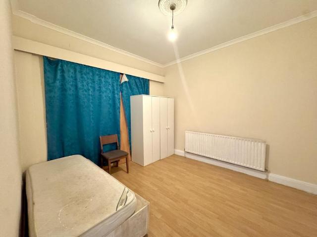 Apartment for rent in London Borough of Ealing, Greater London