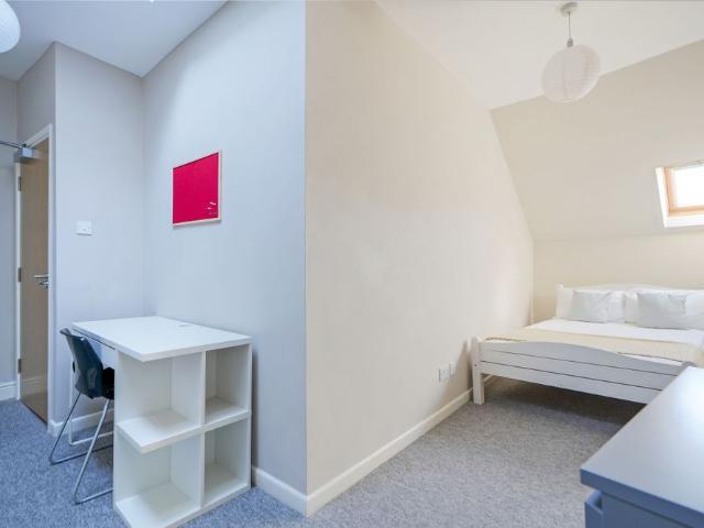 Room for rent in Sharrow Vale, Sheffield