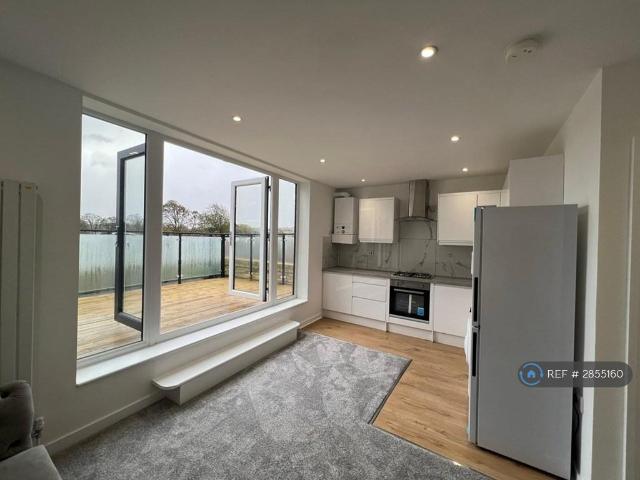 Flat for rent in Peckham, Greater London