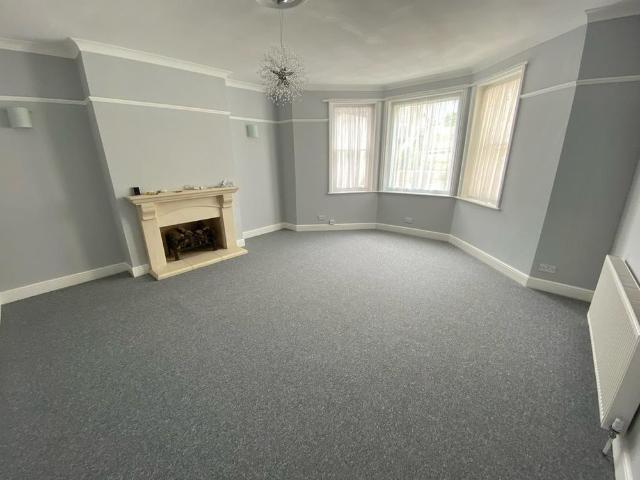 Apartment for rent in Cliftonville West, Acol