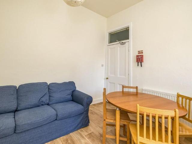 Apartment for rent in Marchmont, Scotland