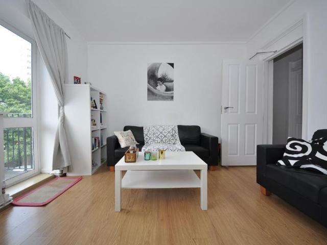 Apartment for rent in Limehouse, Greater London