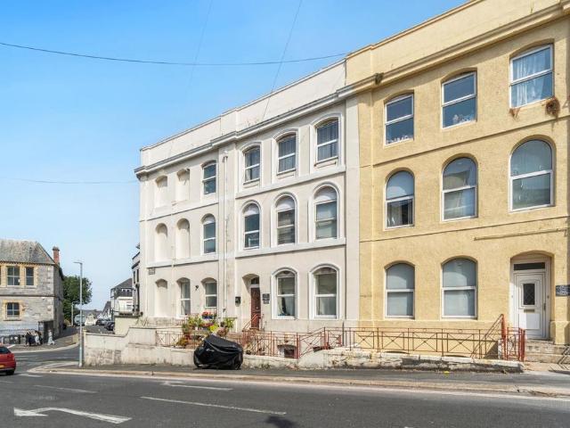 Flat for rent in Greenbank, Mount Wise