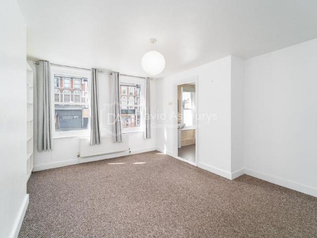 Apartment for rent in Hornsey, Greater London