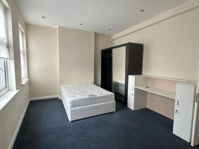 Apartment for rent in Gants Hill, Greater London