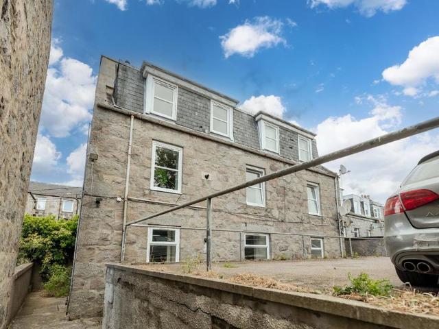 Apartment for rent in Ballindoch, Scotland