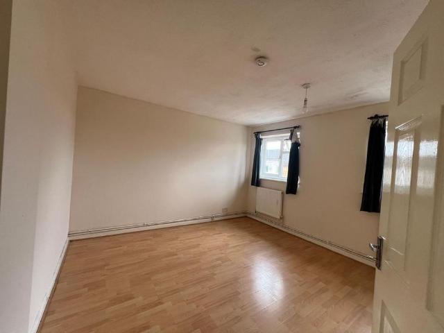 Apartment for rent in London Borough of Ealing, Greater London
