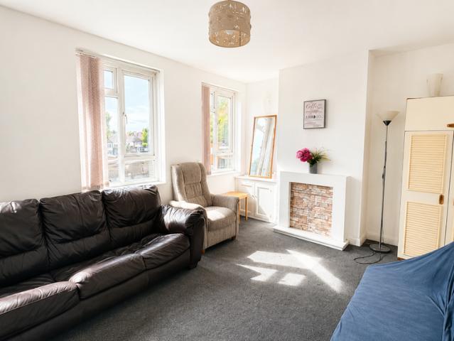 Apartment for rent in Tat Bank, Oldbury