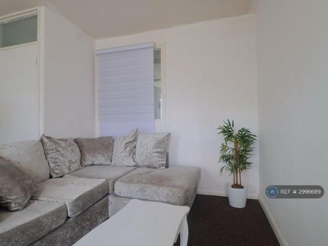 Apartment for rent in Smallbridge, Rochdale